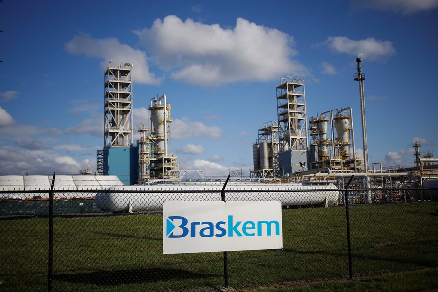 Petrobras pretende vender sua participação na Braskem até fevereiro