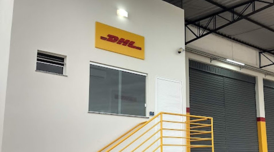 Centro De Distribuição Da DHL Abre Vagas Para Primeiro Emprego